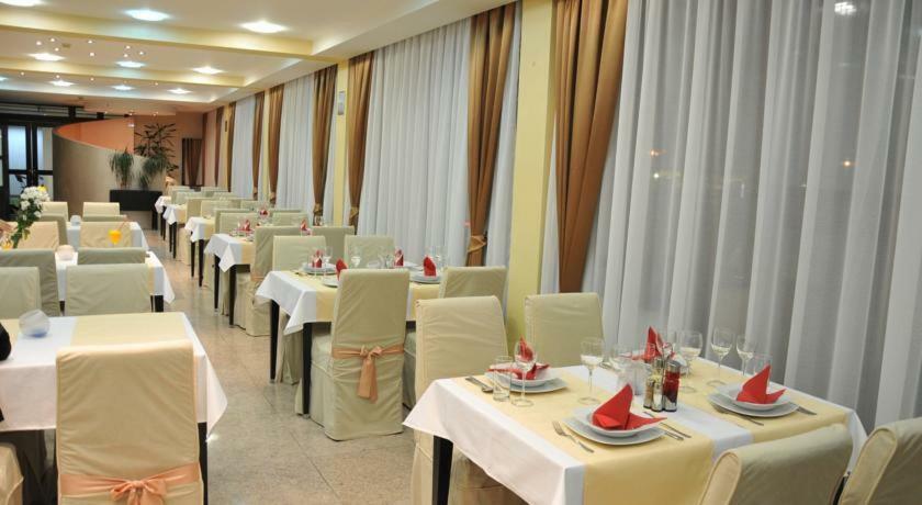 Hotel Beograd - Yu Lukavica Luaran gambar